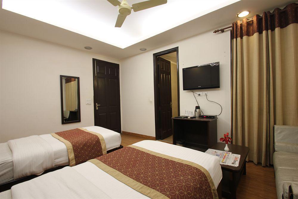 Hermitage By The Cosy Hotels Near Lotus Temple New Delhi Exterior foto