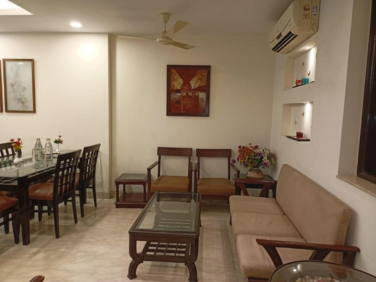Hermitage By The Cosy Hotels Near Lotus Temple New Delhi Exterior foto
