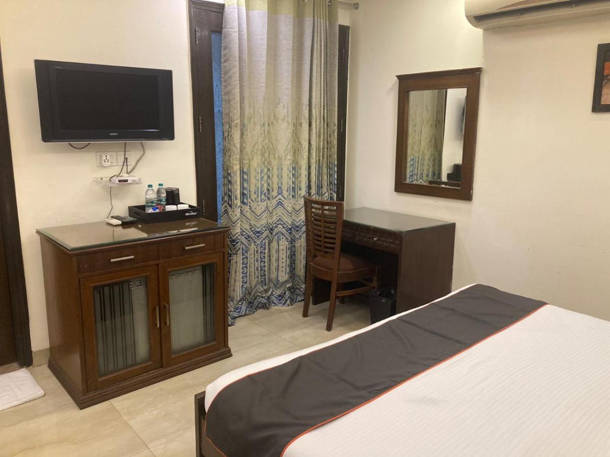 Hermitage By The Cosy Hotels Near Lotus Temple New Delhi Exterior foto