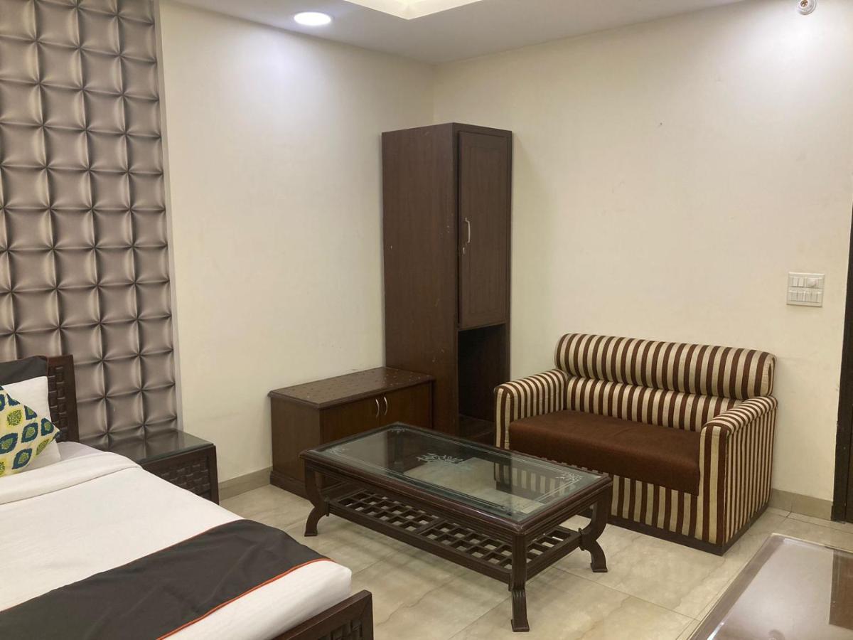 Hermitage By The Cosy Hotels Near Lotus Temple New Delhi Exterior foto