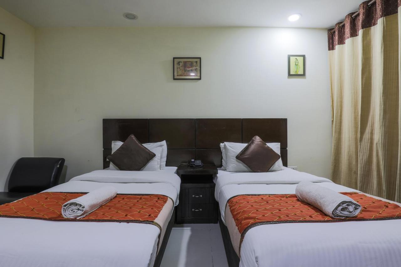 Hermitage By The Cosy Hotels Near Lotus Temple New Delhi Exterior foto