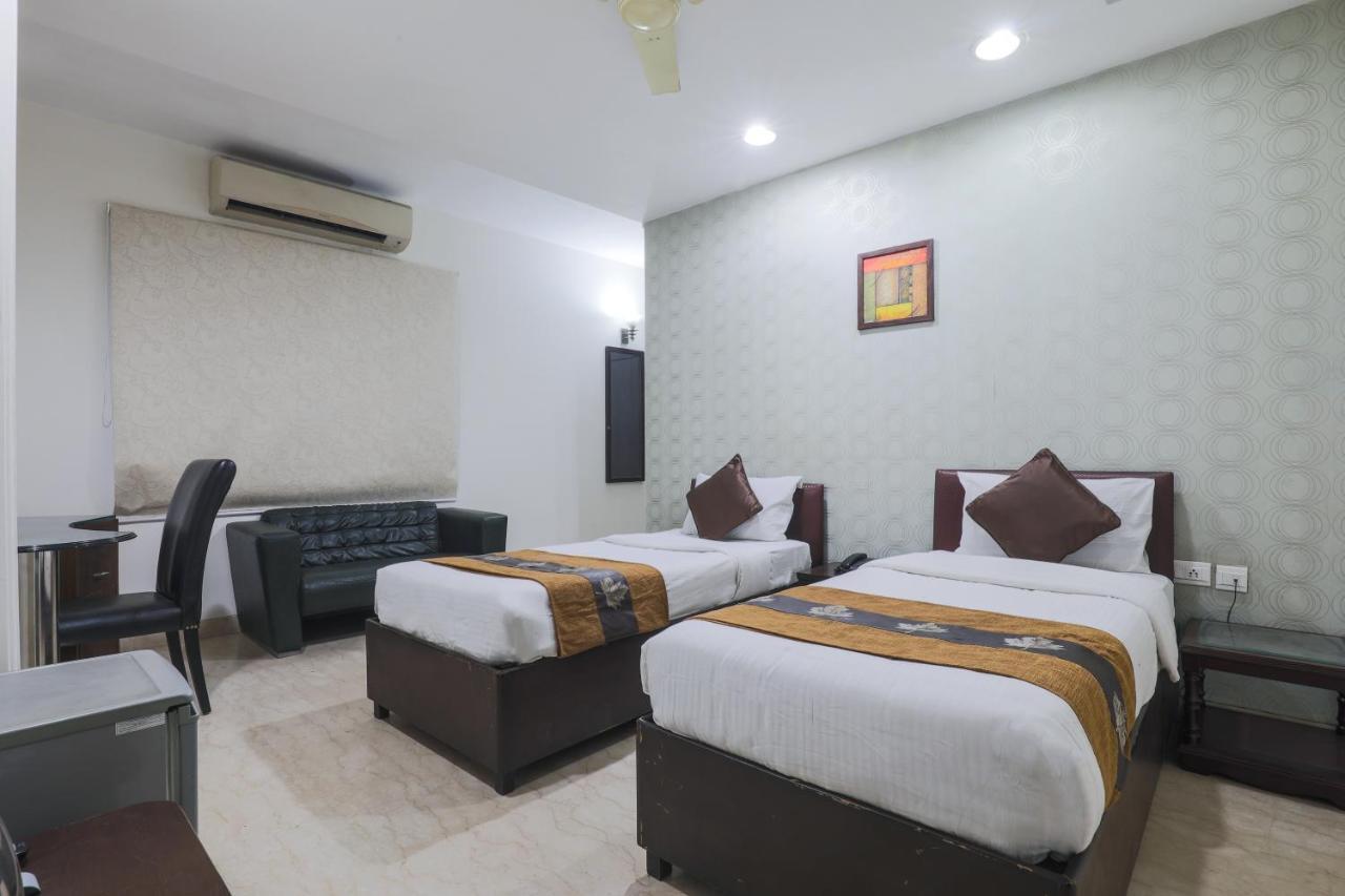 Hermitage By The Cosy Hotels Near Lotus Temple New Delhi Exterior foto